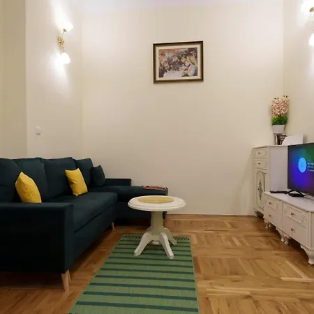 Nedeljica Apartment *